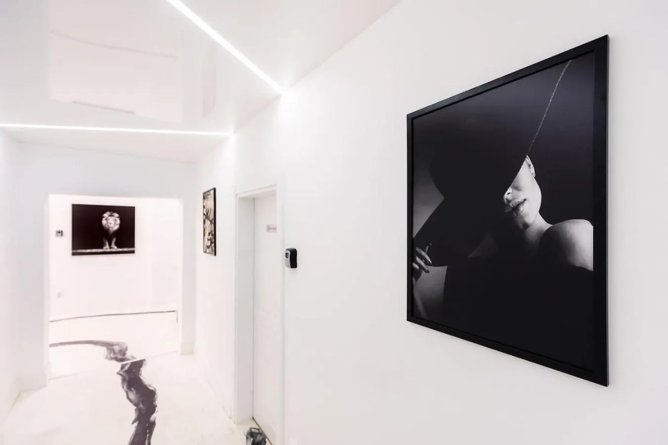 Bucharest Studios New York Room