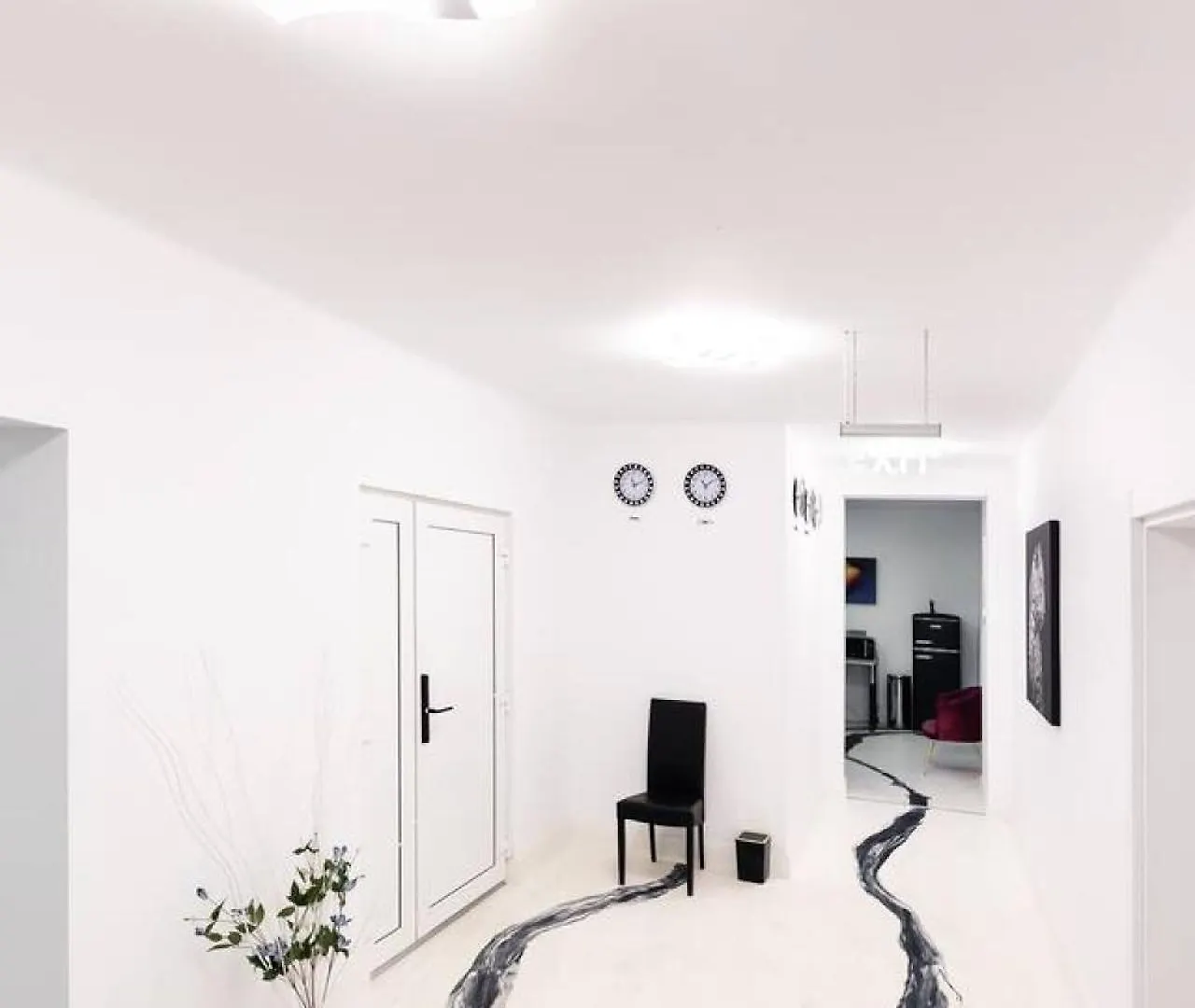 Bucharest Studios New York Room