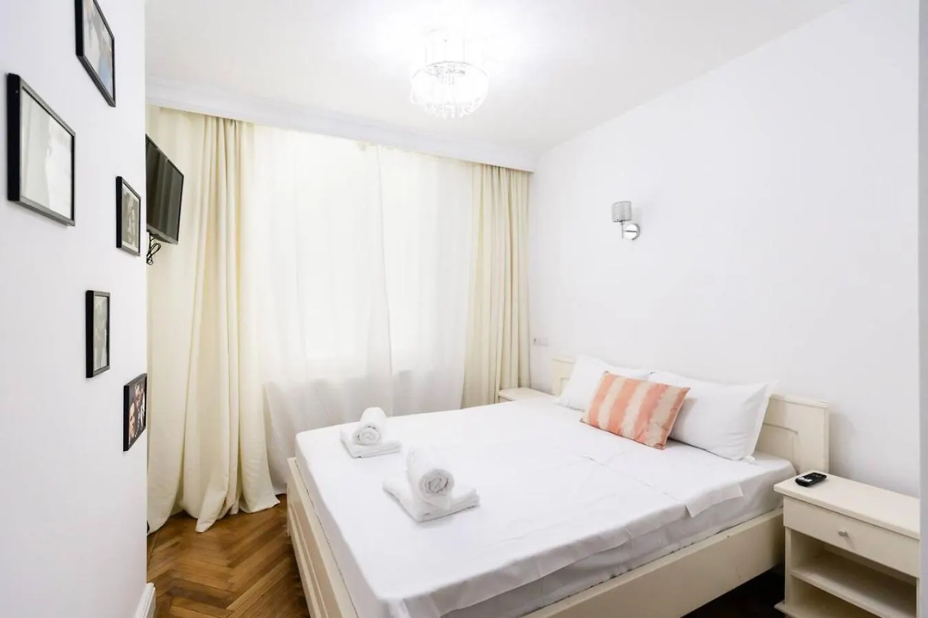 Bucharest Studios New York Room Rumunsko